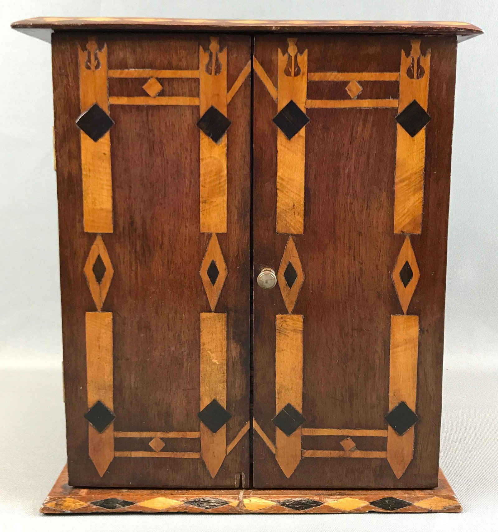 Vintage Hand Crafted Wood Inlay Cabinet w/ Scottish: 9 3/4 x 6 1/4 x 11 inches