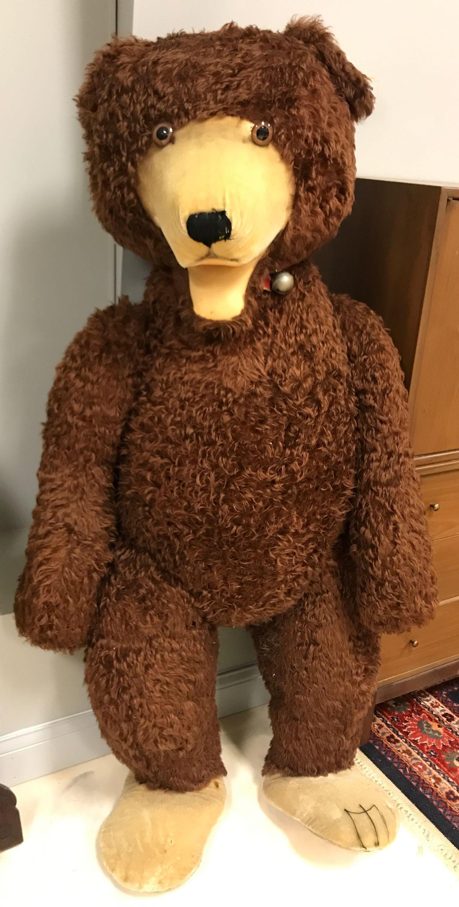 Vintage (62 inch) Steiff Studio Display Bear: 62 inches tall, some wear. Eyes are loose. Due to the size of this lot, third party shipping is recommended