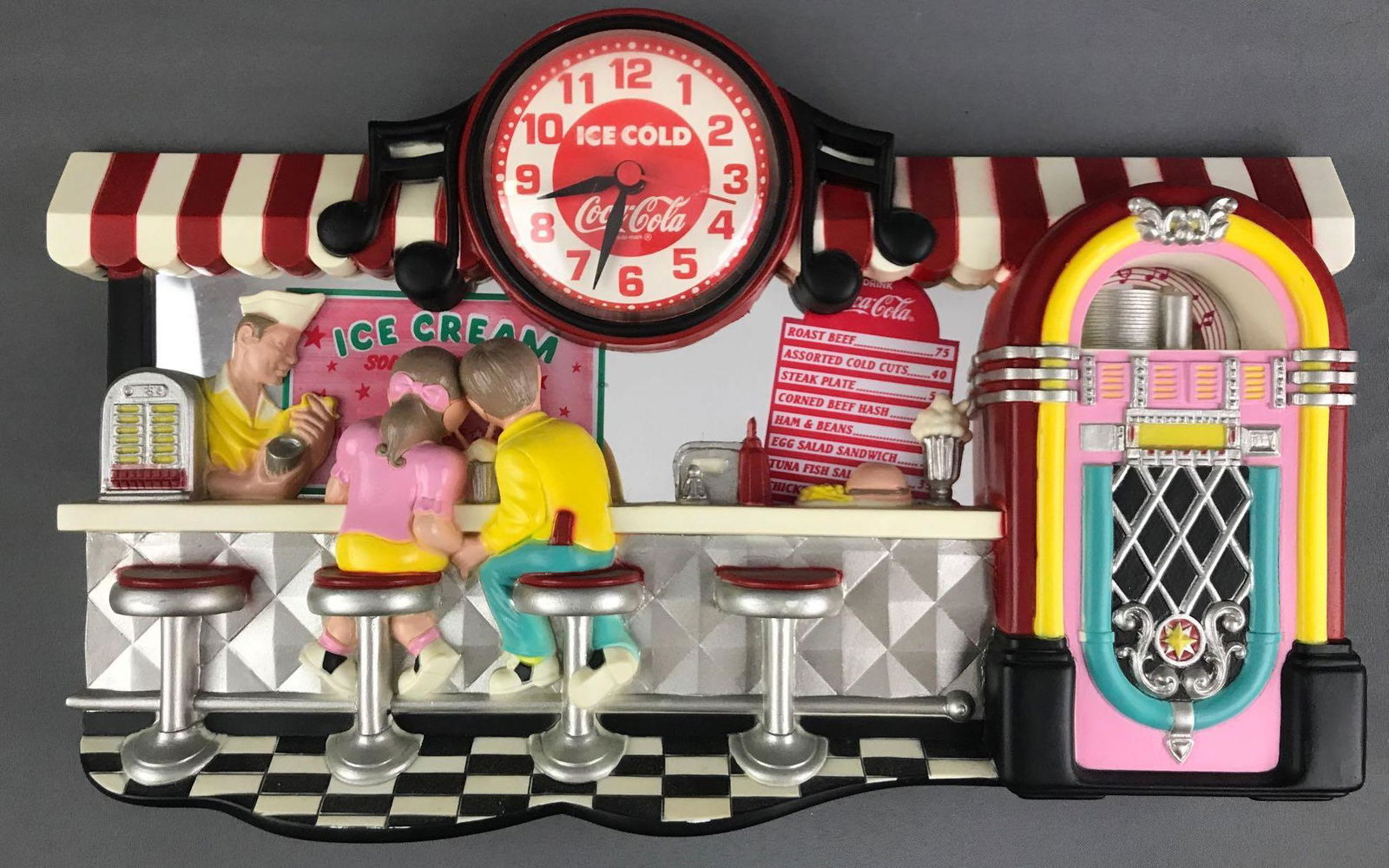 Coca-Cola wall clock (1 of 5)