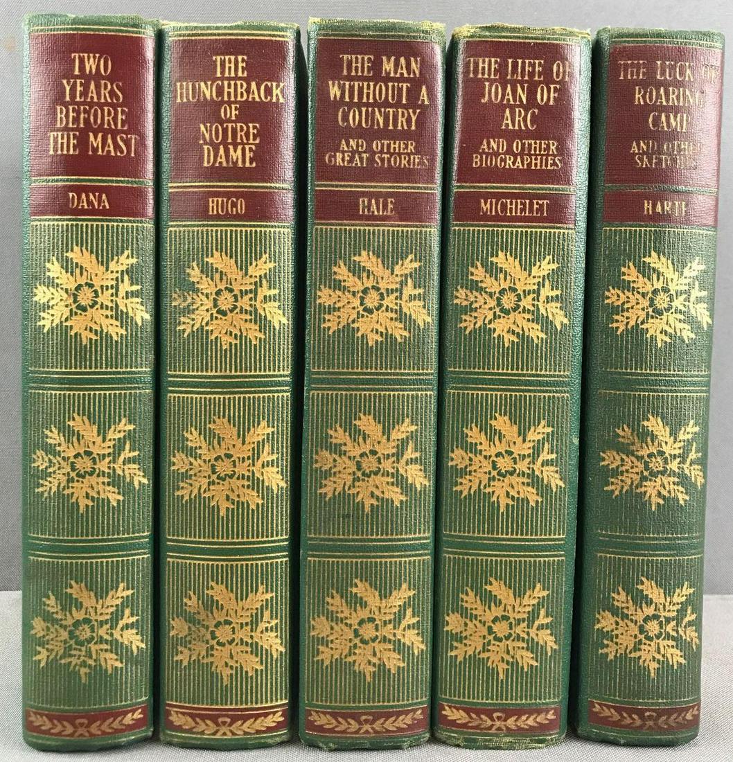 Group of 5 vintage Spencer Press Classic Romances of (1 of 9)