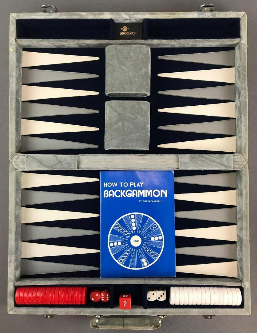 Vintage Skor-Mor Backgammon Set: Appears complete, case measures 16x10x2.5. Some minor discoloration on case