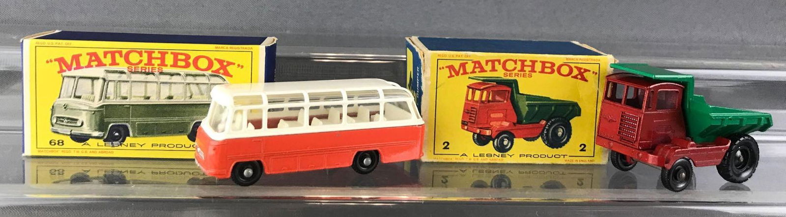 Group of 2 Matchbox die-cast vehicles with original (1 of 7)