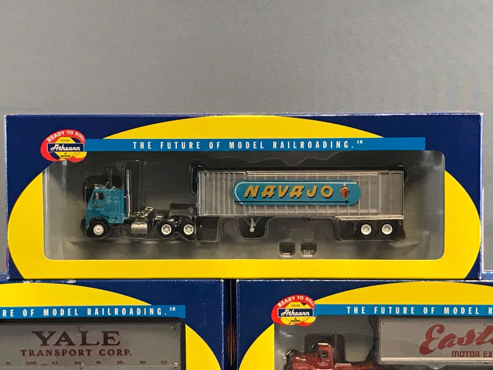 Group of 3 Athearn Tractor Double Trailers in Original (1 of 5)
