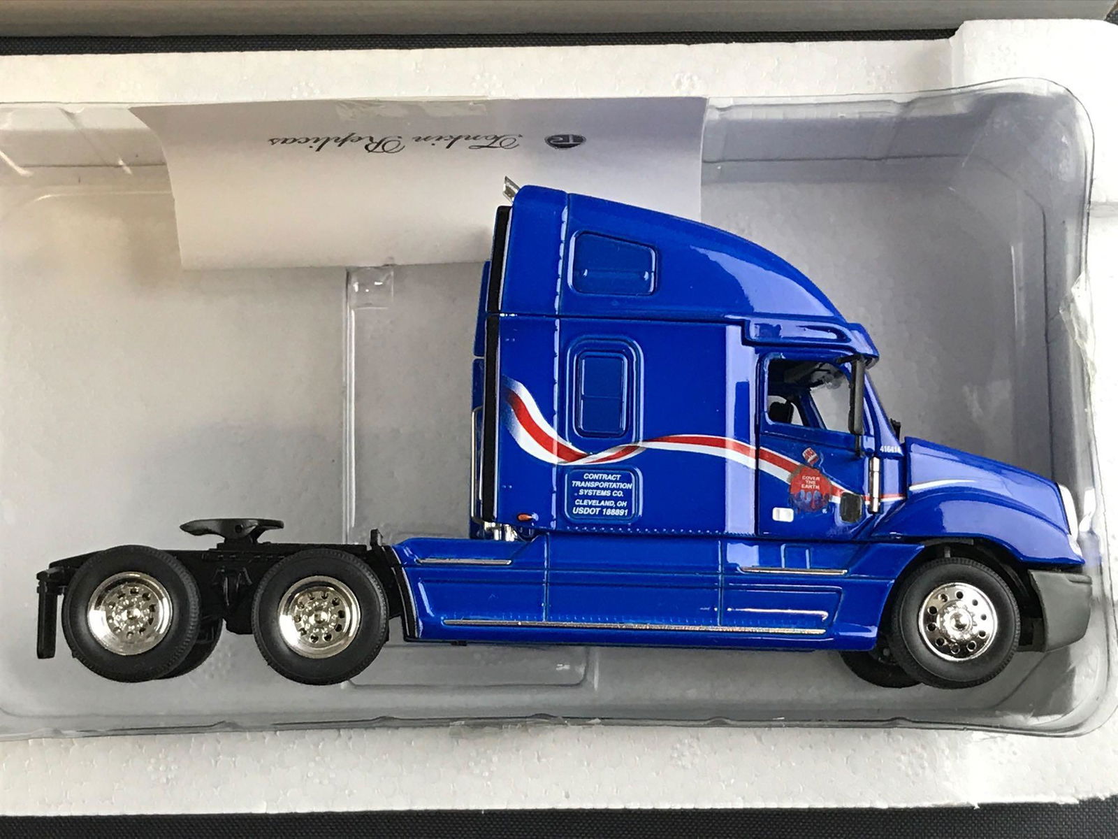 Tonkin Replicas Shermin-Williams Paints tractor trailer: 1:53 scale, Precision Series. Like new condition.