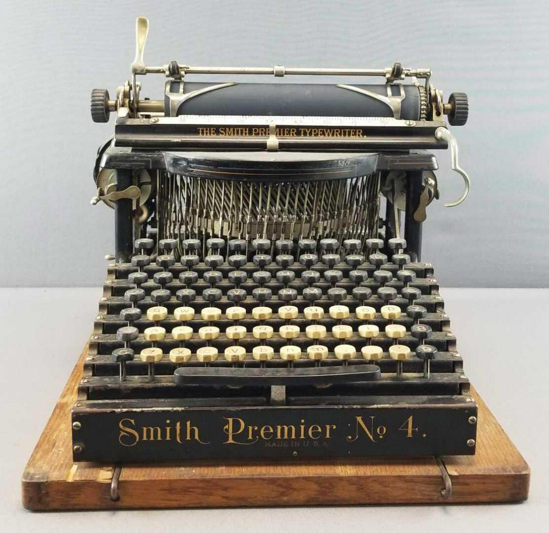 Antique Smith Premier no. 4 Typewriter: Most keys work; paint is chipped off the sides