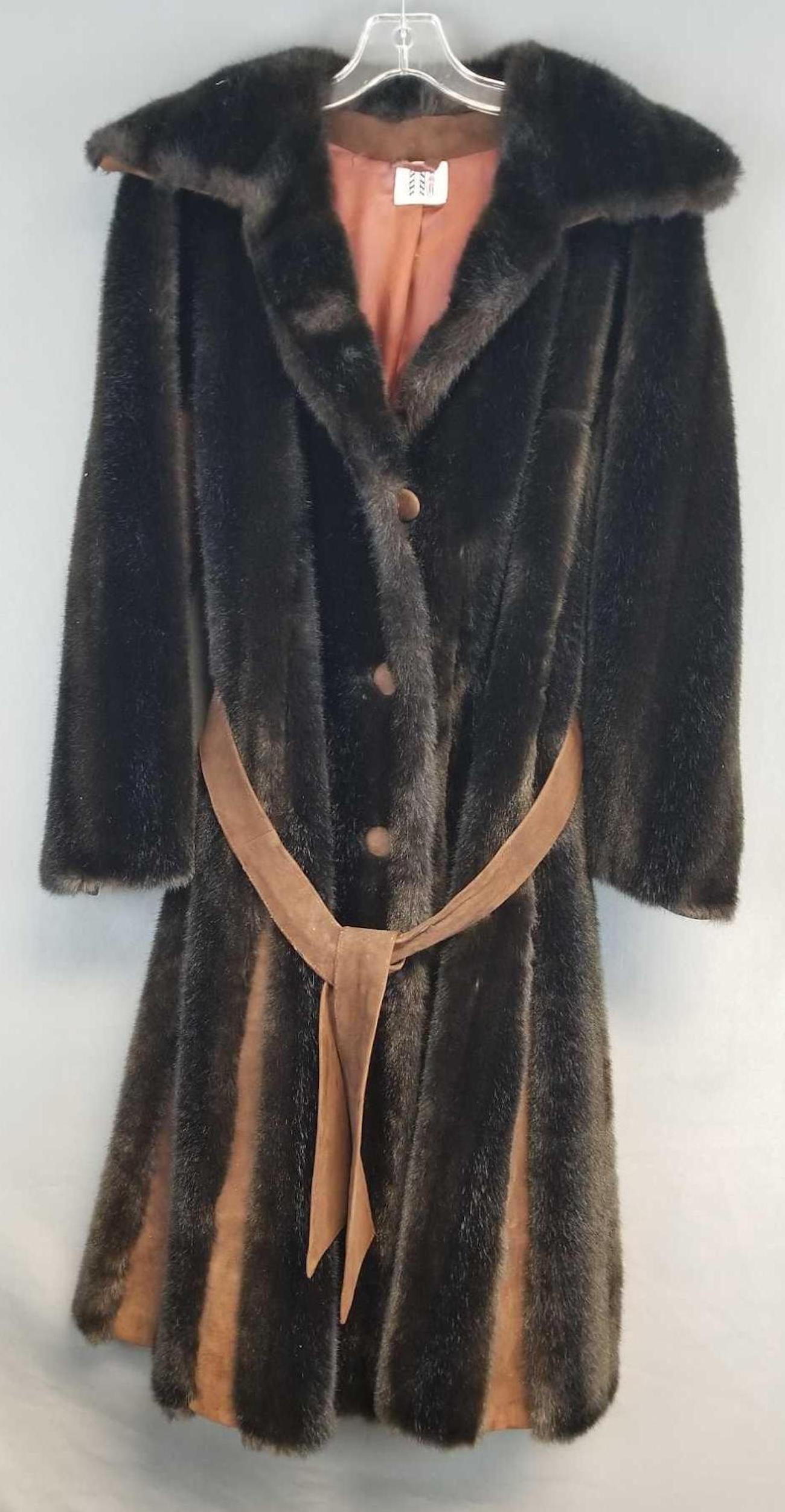 Vintage Lilli Ann leather and faux fur coat: Full length, brown belted coat.