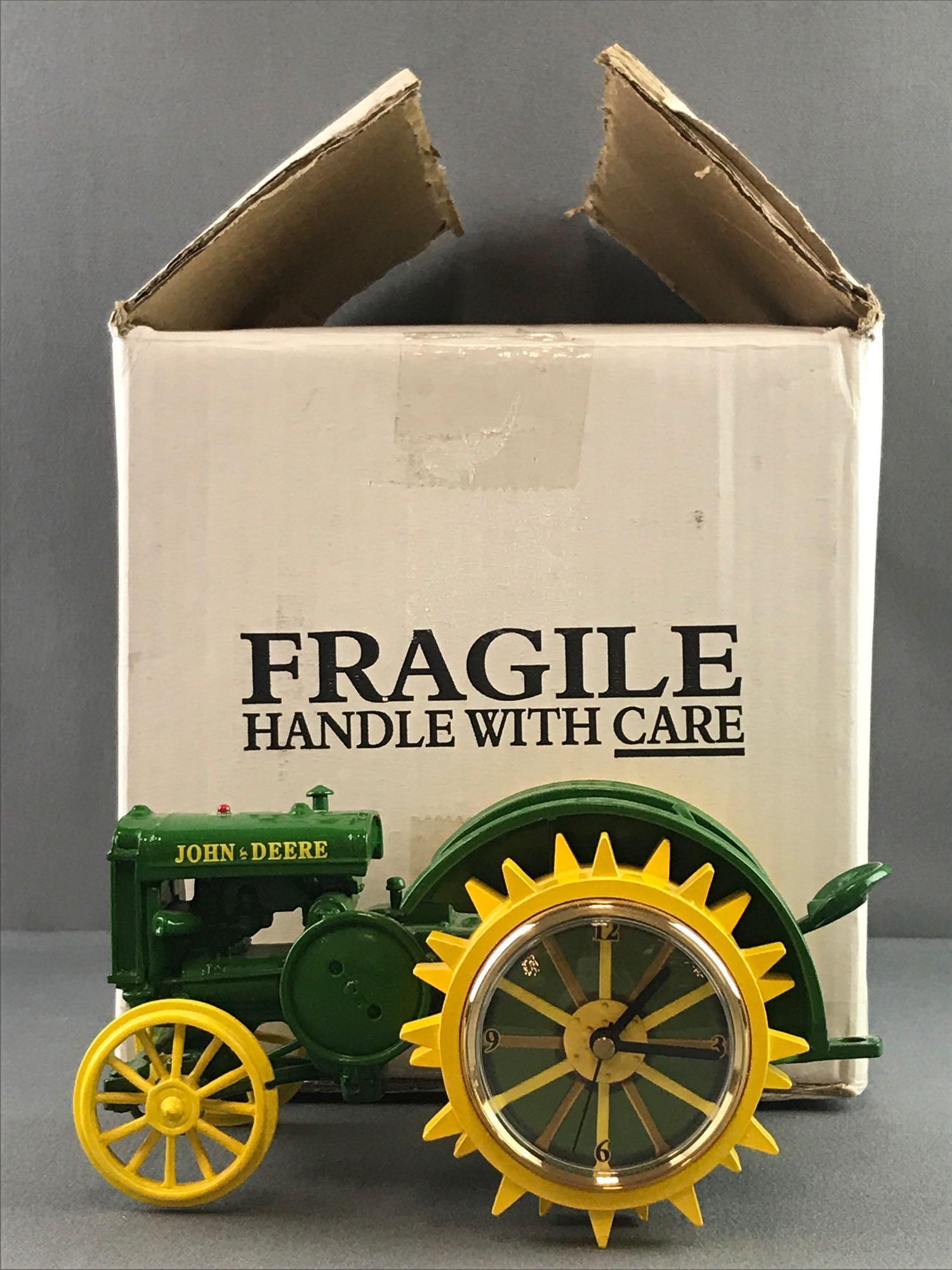 Danbury Mint die-cast John Deer Waterloo Tractor with (1 of 11)