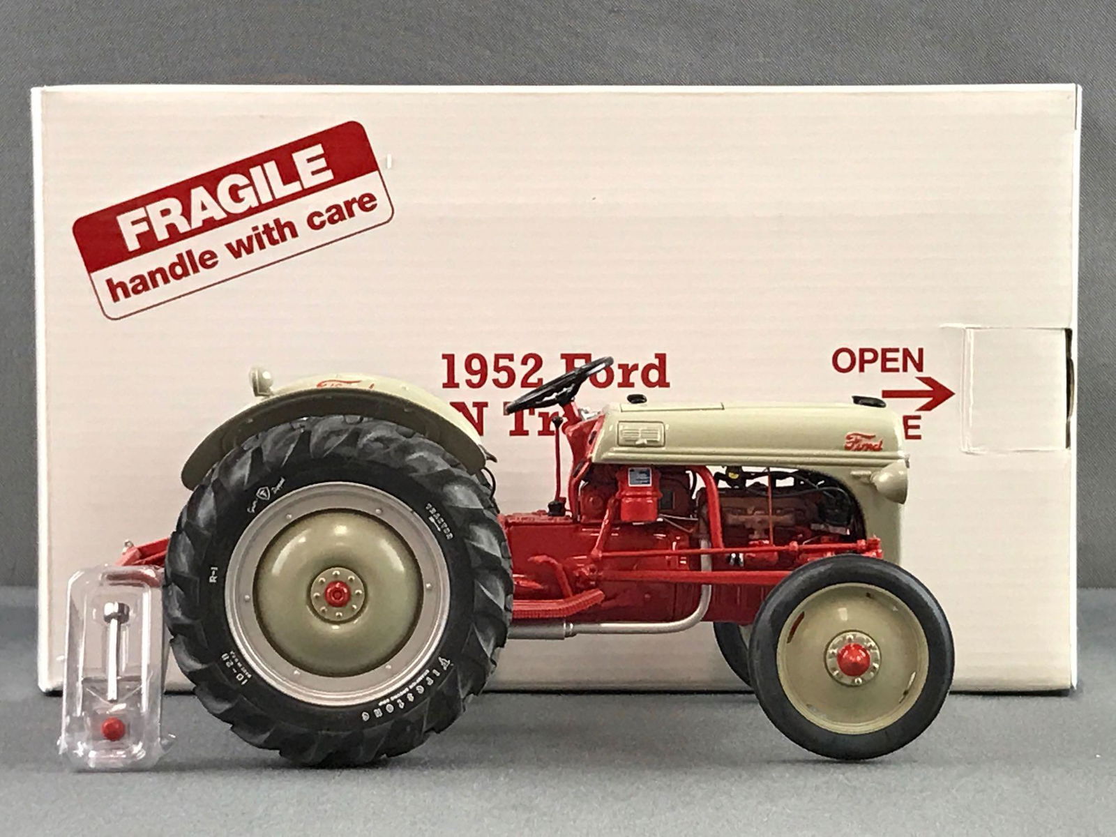 Danbury Mint Die Cast 1952 Ford 8n Tractor In Original Feb 11 21 Matthew Bullock Auctioneers In Il Danbury Mint Die Cast 1952 Ford 8n Tractor In Original Feb 11 21 Matthew Bullock Auctioneers In Il