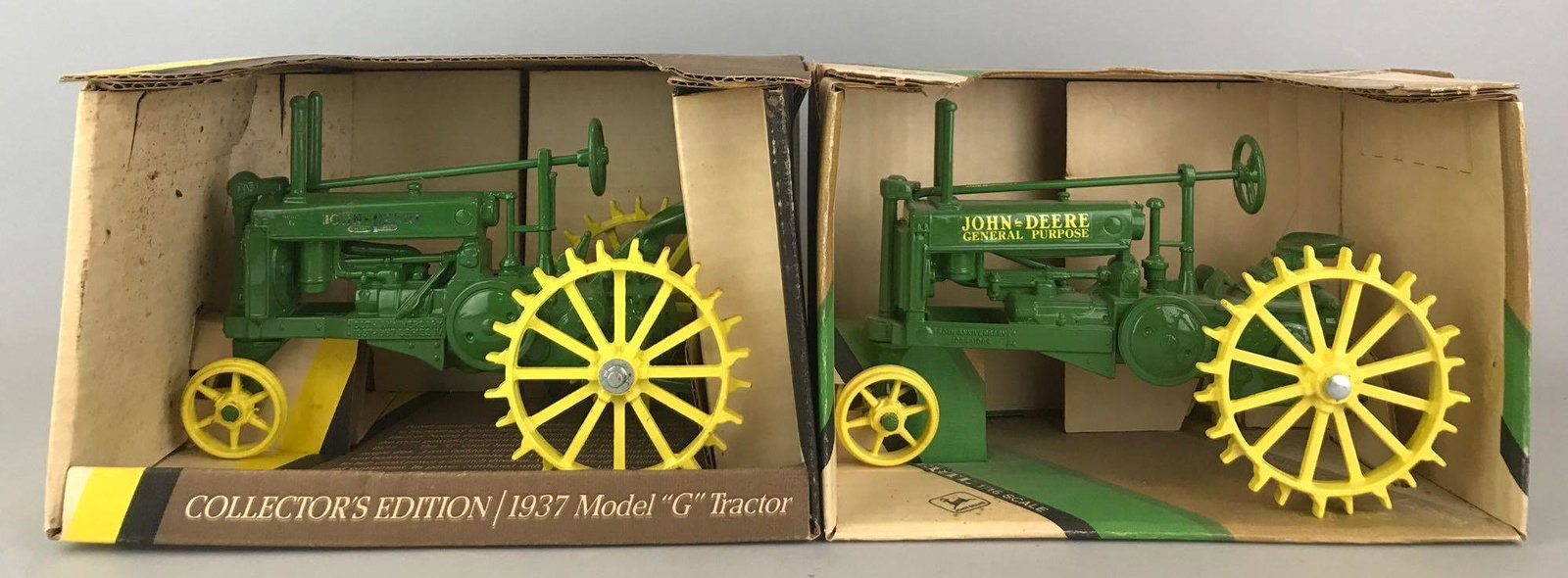 2 Ertl John Deere die-cast Tractors (1 of 3)