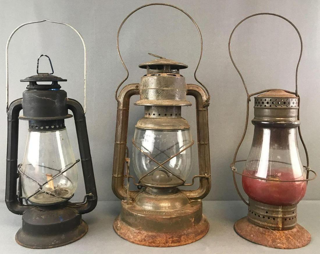 Group of 2 vintage oil lanterns (1 of 7)