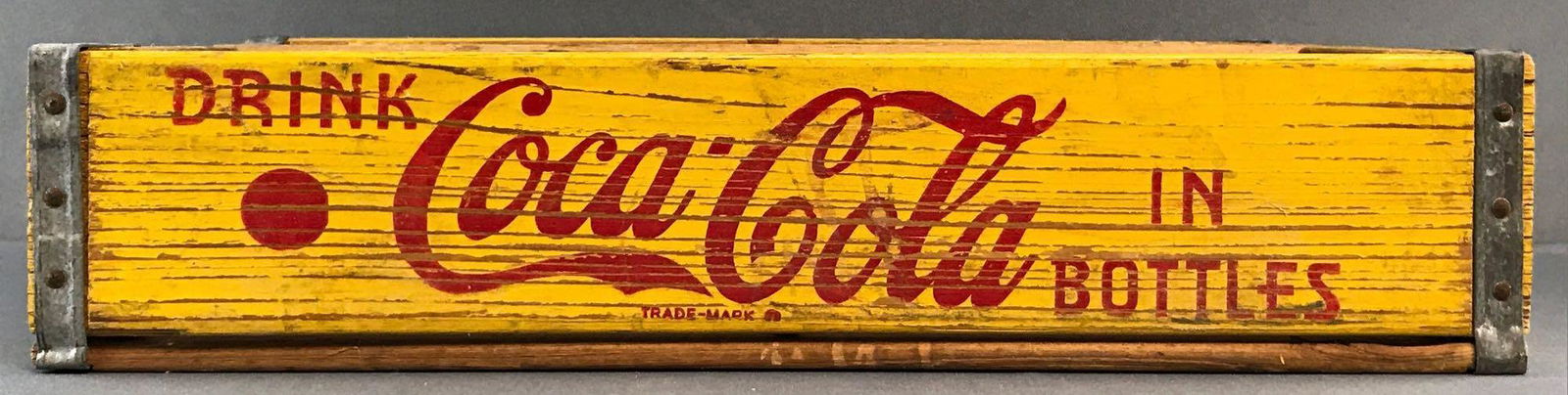 Coca-Cola bottle crate (1 of 6)