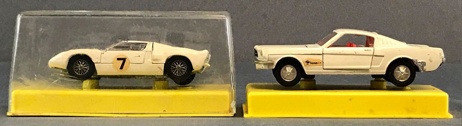 Group of 2 Dinky Toys (1 of 5)
