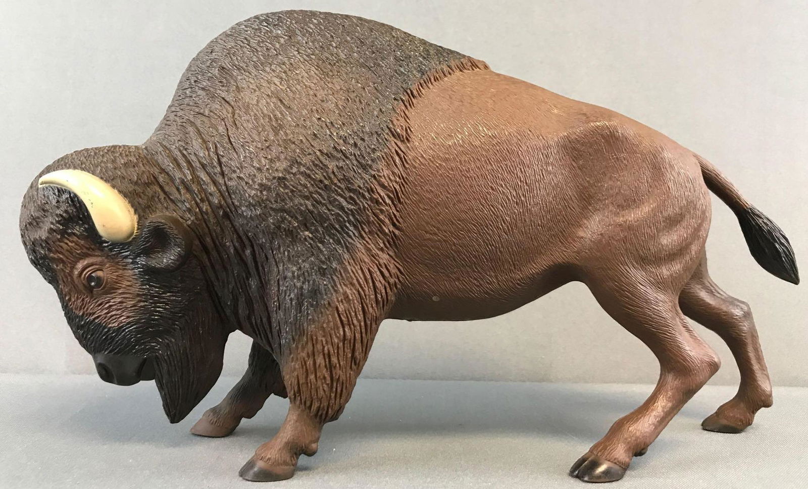 Vintage Louis Marx Johnny West Buffalo figurine (1 of 5)