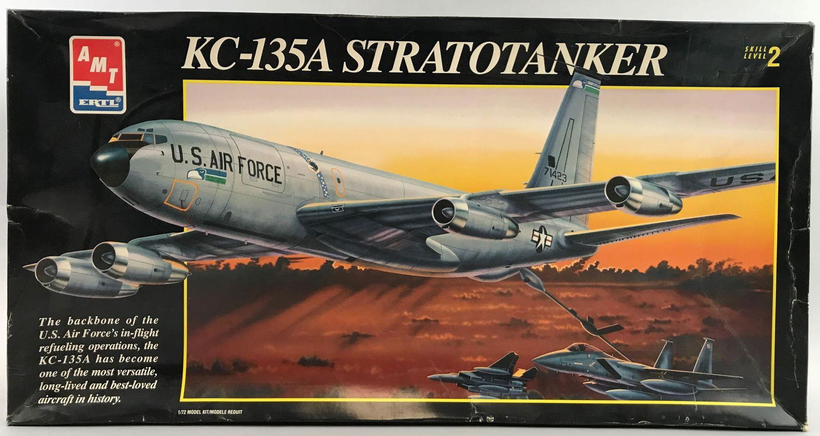 AMT Ertl No. 8843 KC-135A Stratotanker model kit (1 of 3)