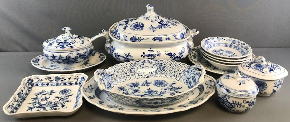 Group of 11 pieces Meissen Blue Transferware dishes (1 of 4)