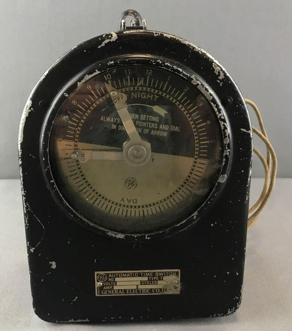 Vintage 1930s GE Automatic Time Switch (1 of 6)