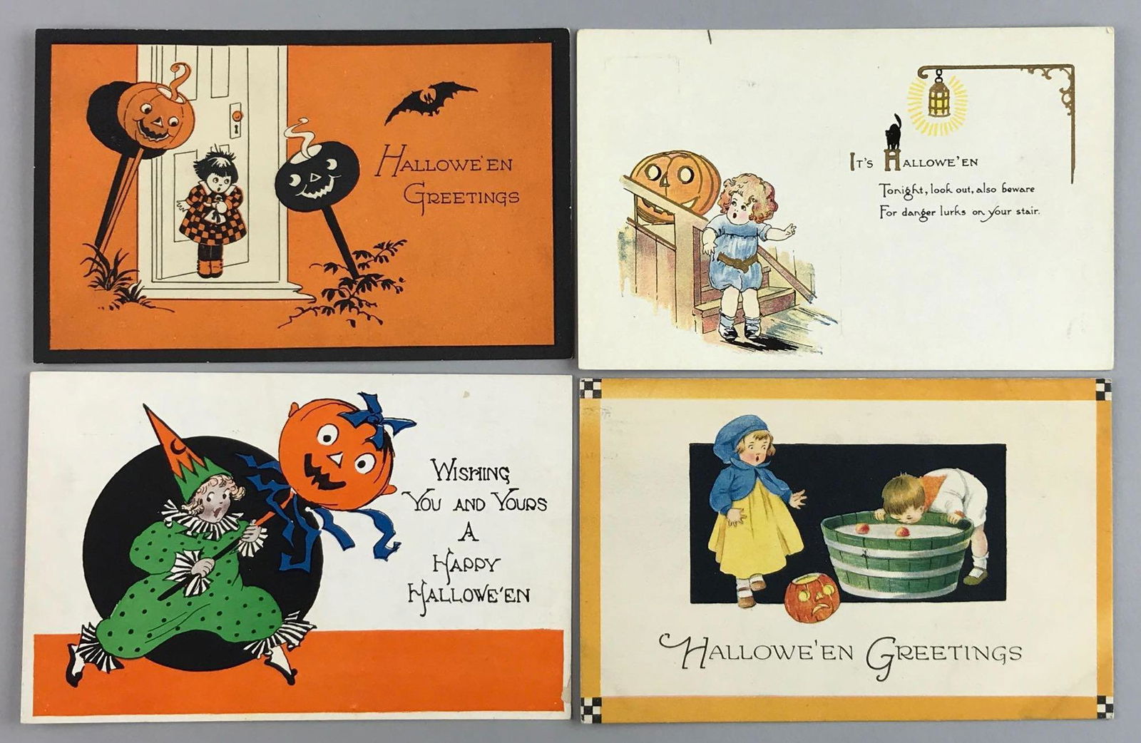 Postcards - Halloween Gibson (1 of 2)