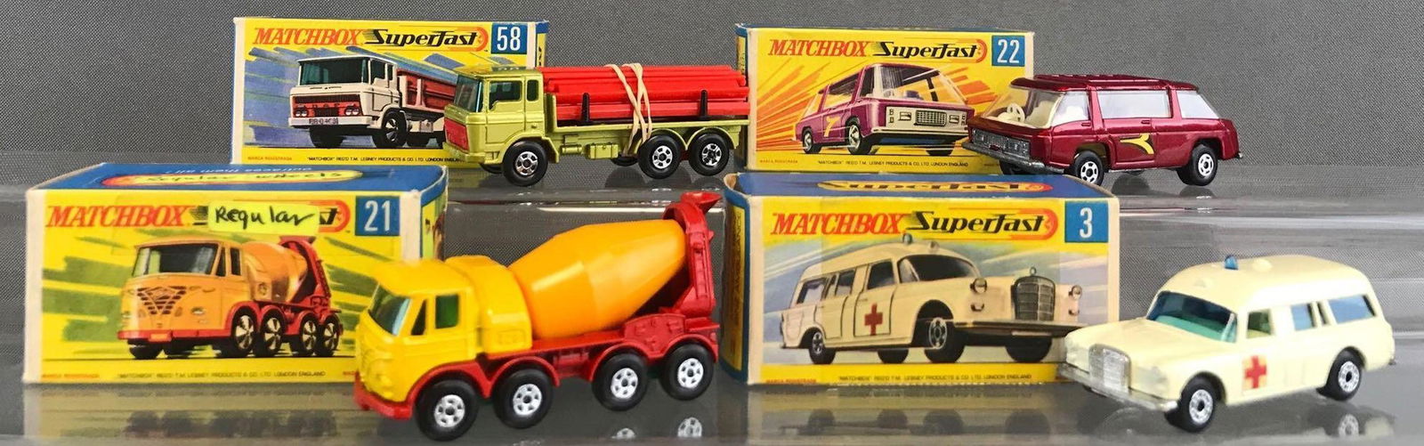 Group of 4 Matchbox Superfast die-cast vehicles (1 of 5)