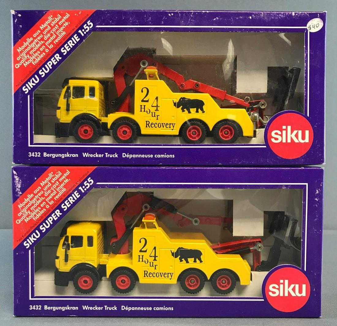 Group of 2 Siku Super Series Jo. 3432 Wrecker Truck (1 of 5)