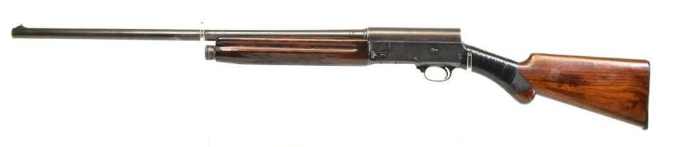 Browning A-5 16 GA Semi Auto Shogun: Serial Number 66177, 25 inch barrel, Made in Belgium. Fabrique nationale d'armes de guerre herstal belgique on reciever. Damaged Stock