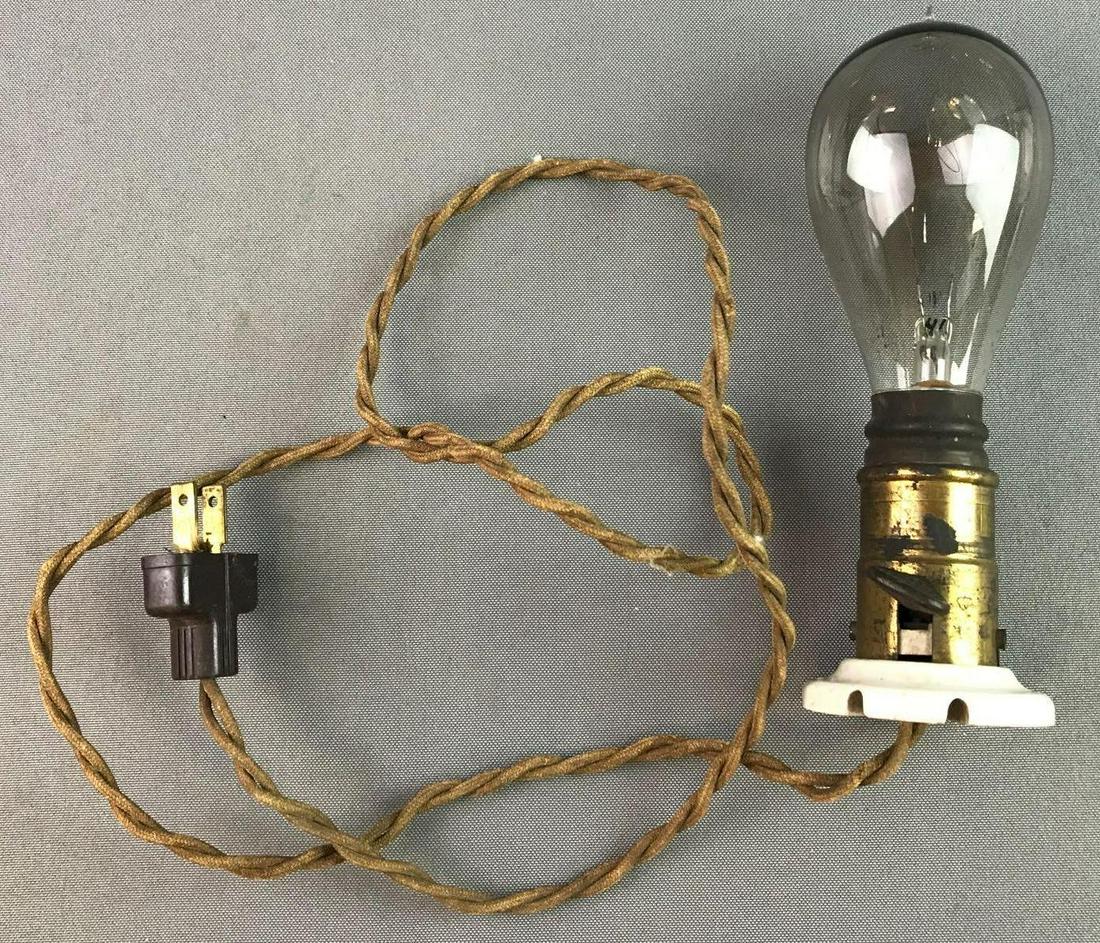 Vintage Light Socket w/Bulb: Untested, bulb and socket measure 7 inches tall.