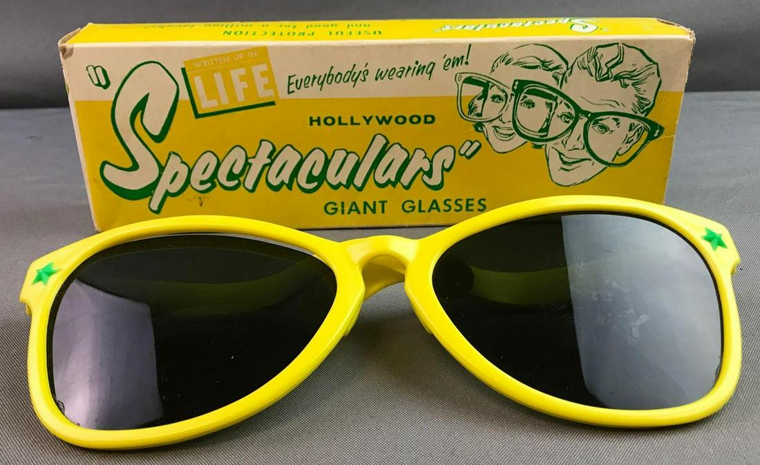 Hollywood Spectaculars Giant Sunglasses: Box measures 11.5 x 3.75 x 2 inches
