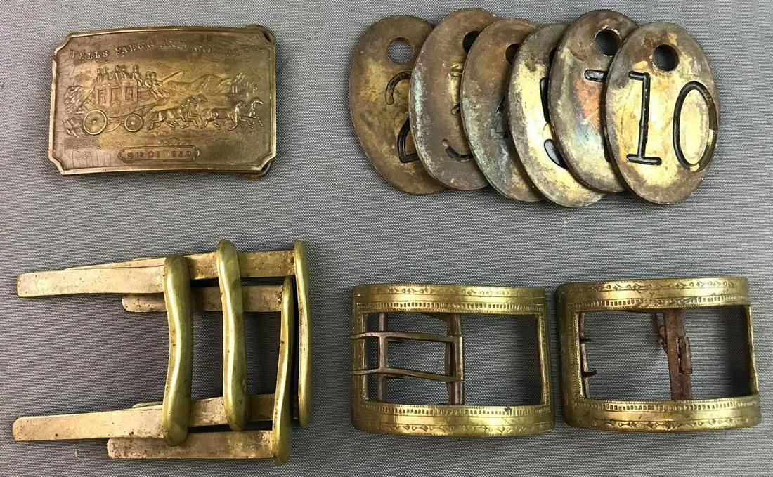 Group of miscellaneous brass items (1 of 2)