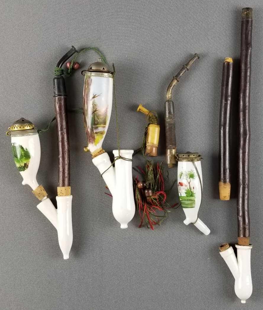 Group of German porcelain pipes and pieces (1 of 3)