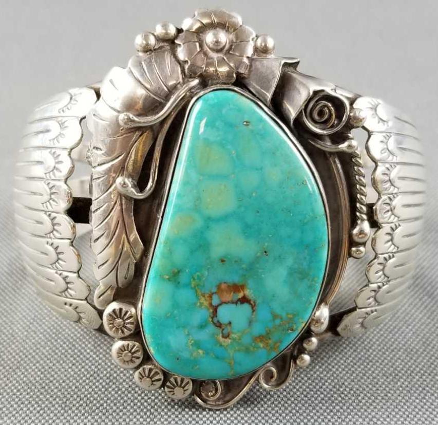 Native American sterling silver turquoise cuff bracelet (1 of 4)