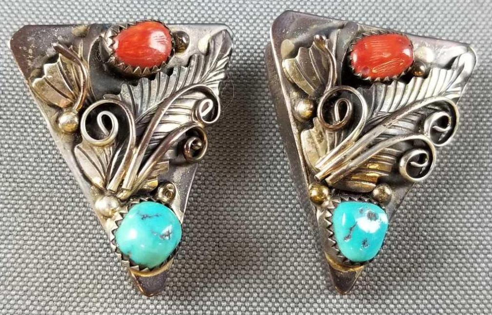 Native American sterling silver collar tips (1 of 3)