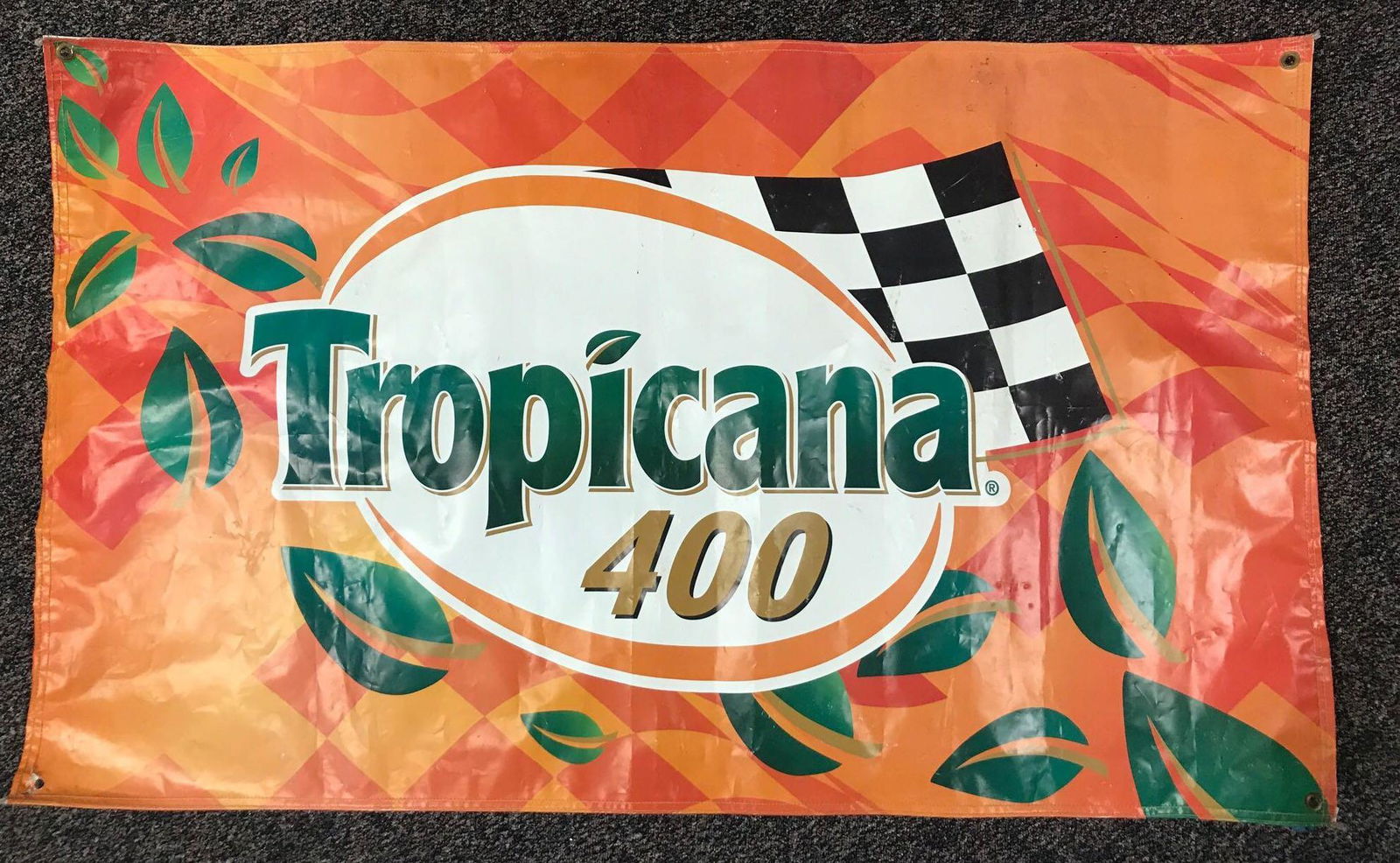 Tropicana 400 vinyl banner (1 of 2)