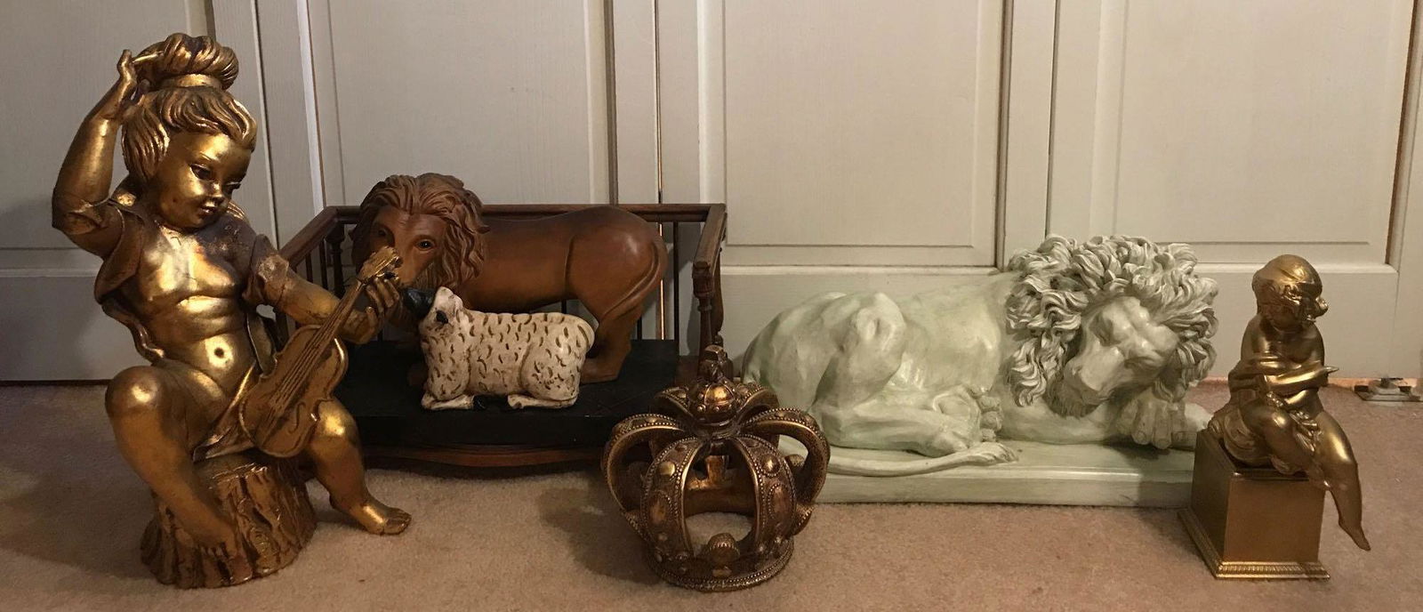 6 piece group of assorted decor: Largest is 15.75 inches