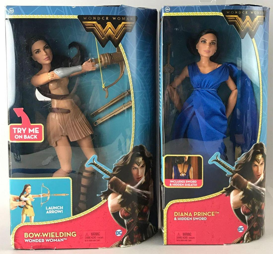 Group of 2 Mattel Wonder Woman action figures (1 of 3)