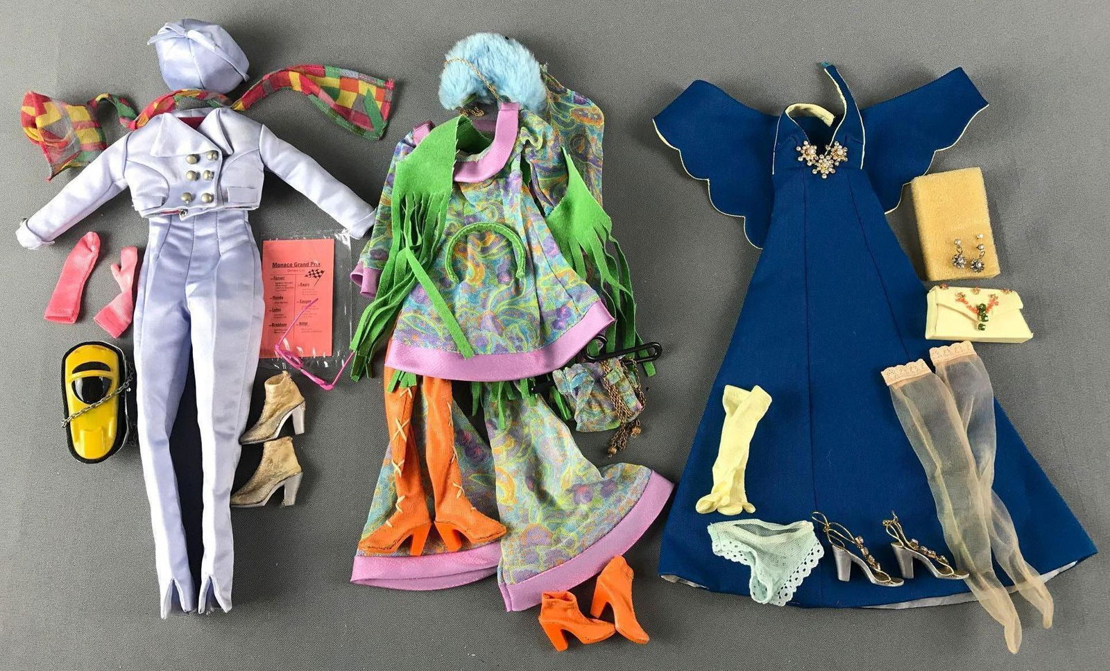 Group of 3 Mod British Birds costumes (1 of 5)