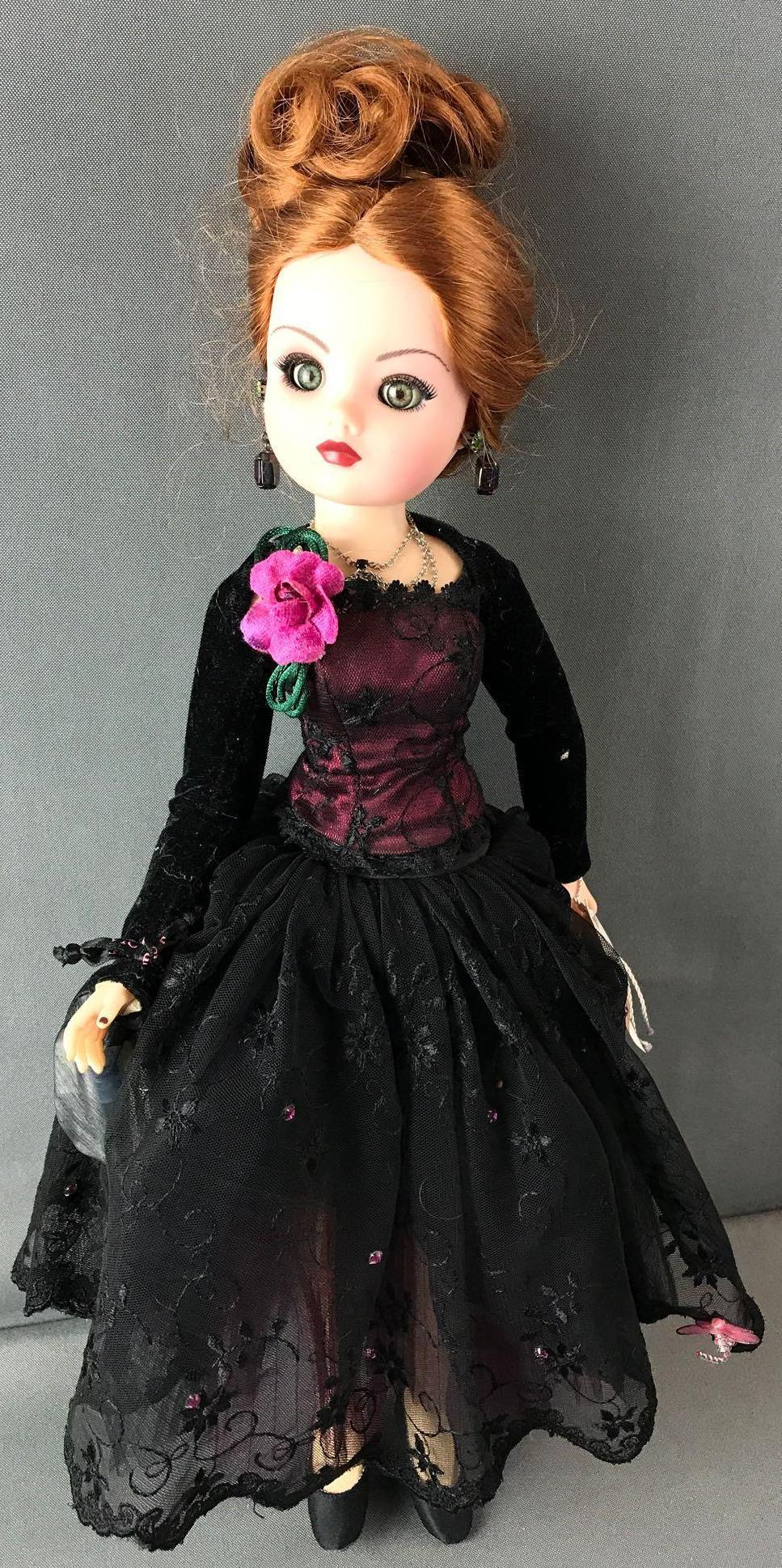 Madame Alexander Cissy Doll (1 of 6)