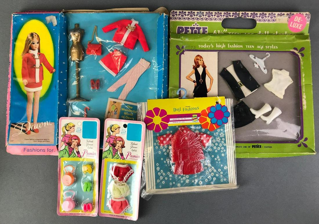 Group of Dawn and her friends Doll Accessories (1 of 3)