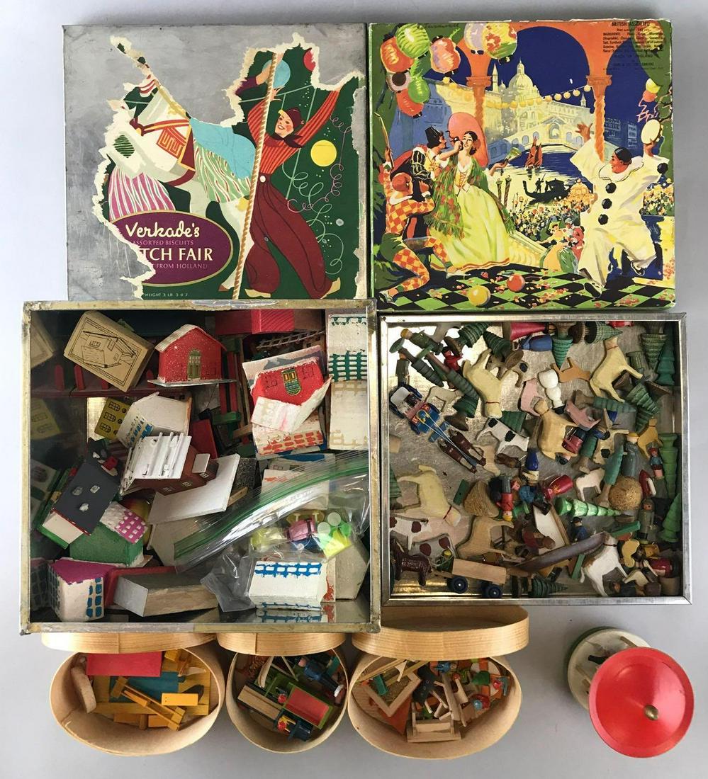 Group of assorted miniature figures and accessories (1 of 9)