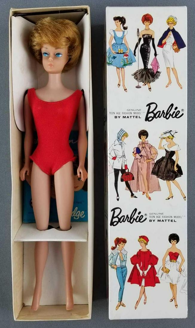 Vintage Bubblecut Barbie in original box (1 of 7)