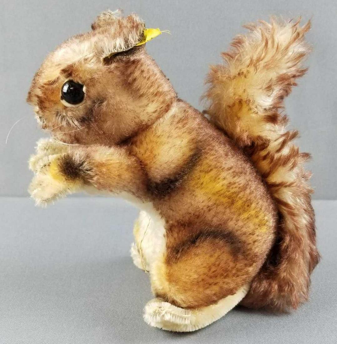 Steiff squirrel plush toy (1 of 5)
