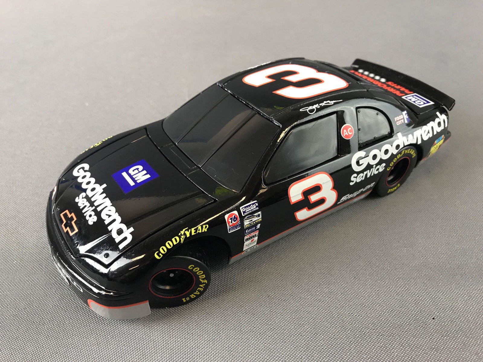 #3 Dale Earnhardt Die Cast Stock Car Bank: 1:24 scale limited edition Goodwrench Monte Carlo by Action Collectibles in incorrect box.