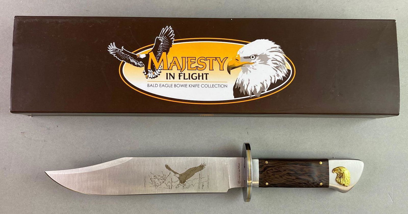 Bald Eagle Commemorative Knife (1 of 6)