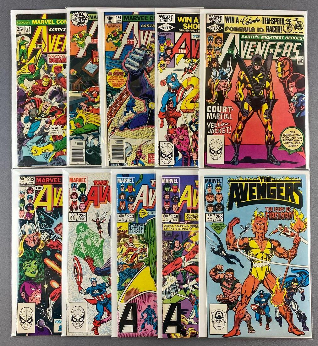 Group of 10 Marvel Comics The Avengers comic books (1 of 5)