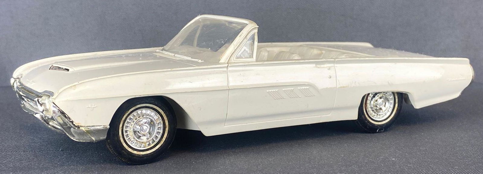 1963 Thunderbird Convertible Dealer Promo Car (1 of 7)