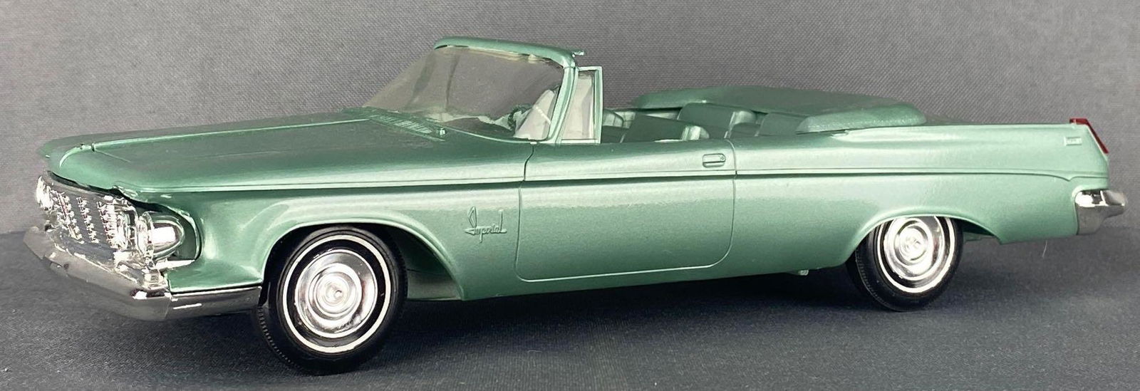 1963 Chrysler Imperial Convertible Dealer Promo Car (1 of 7)