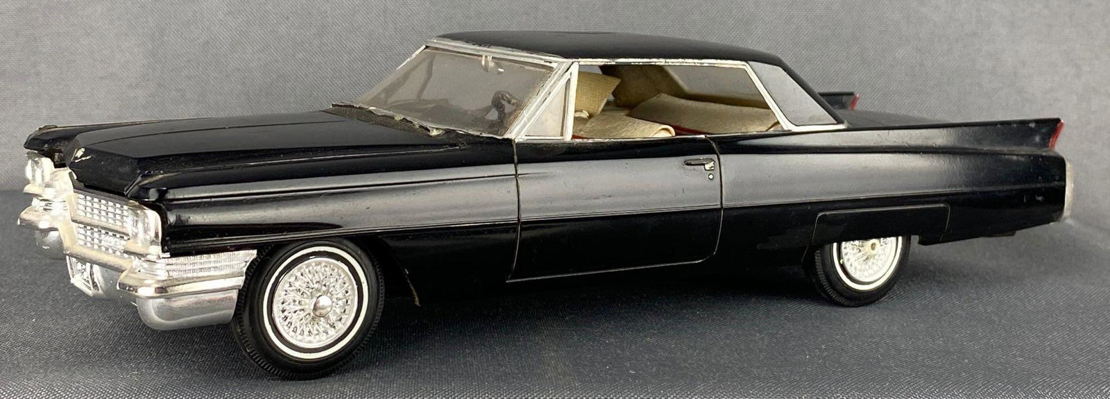 Jo-Han Models 1963 Cadillac Hardtop Dealer Promo Car (1 of 7)