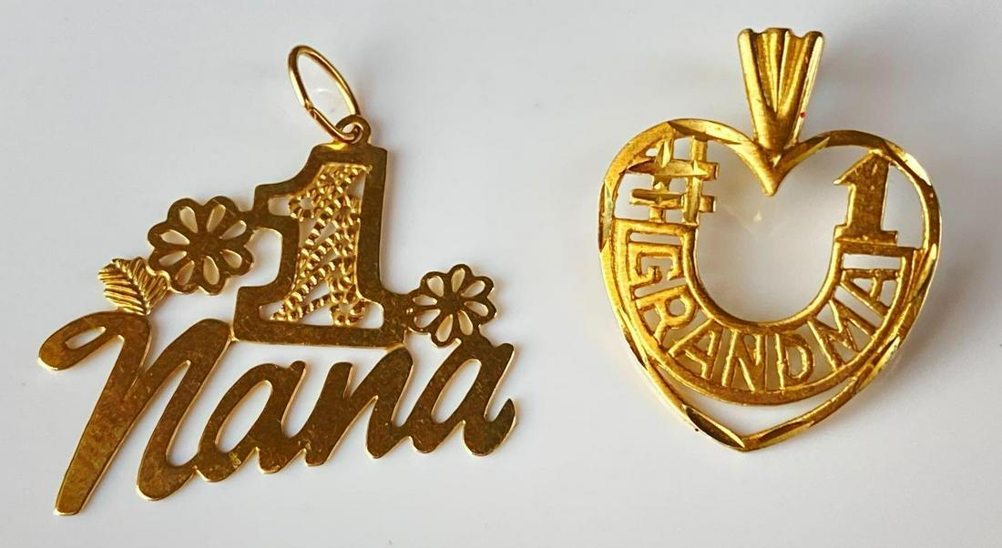 Group of 2 14K Gold #1 Grandma Pendants: 1.3g total weight