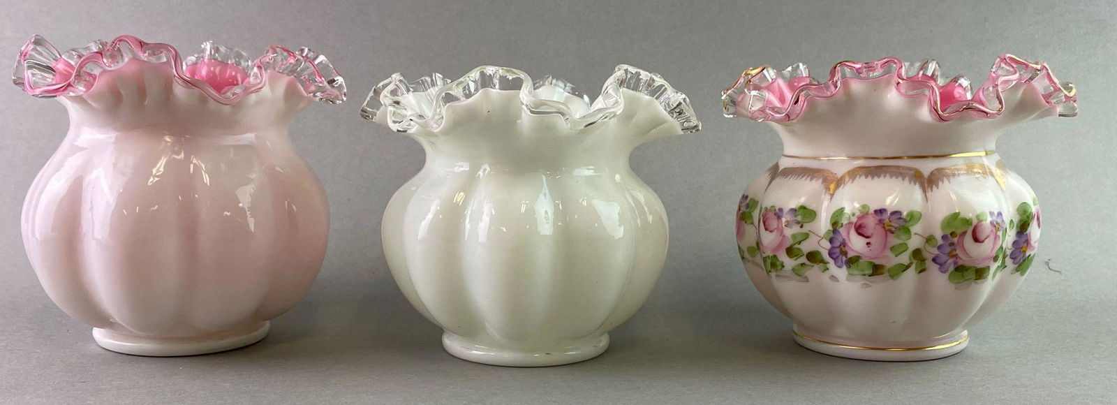 Group of 3 Fenton Glass Ruffled Rim Vases (1 of 5)