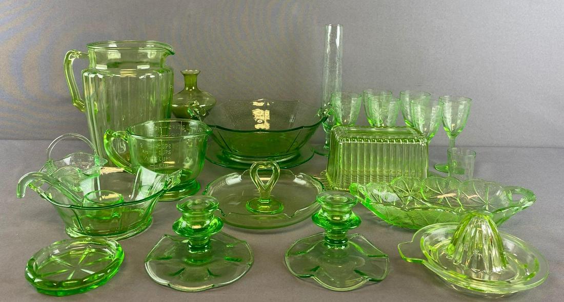 Group of 23 pieces of assorted Green depression glass (1 of 4)