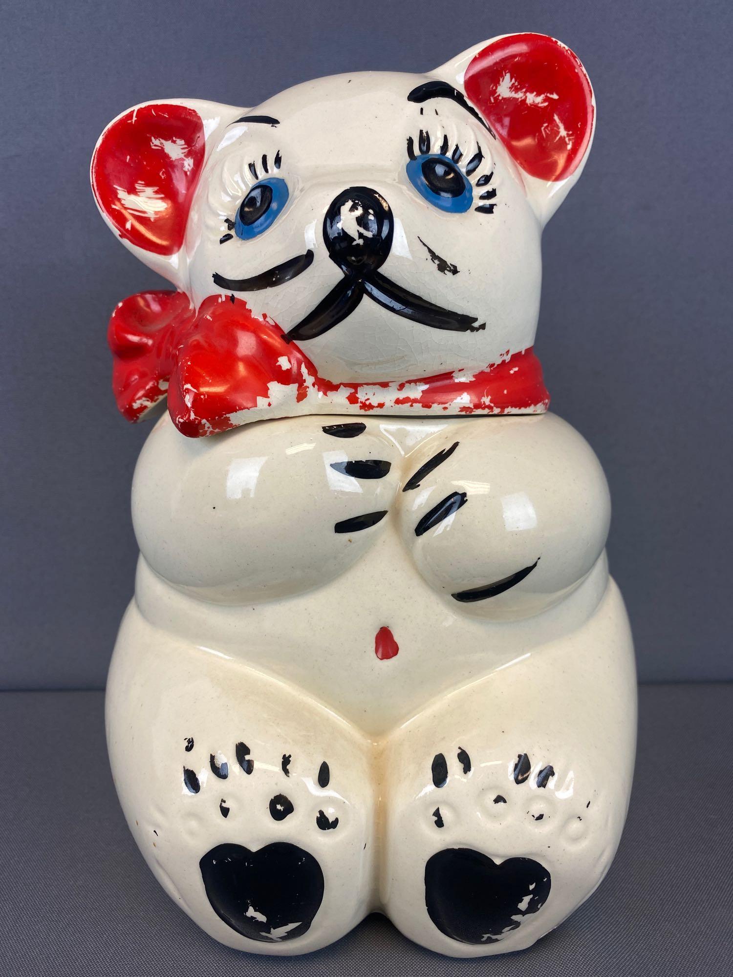 Bear cookie jar (1 of 6)