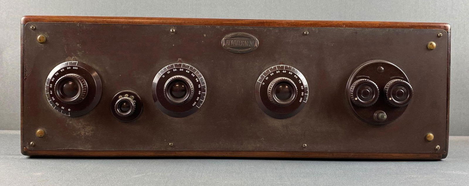 Atwater Kent Model 20 5 Tube Battery Radio Receiver (1 of 4)